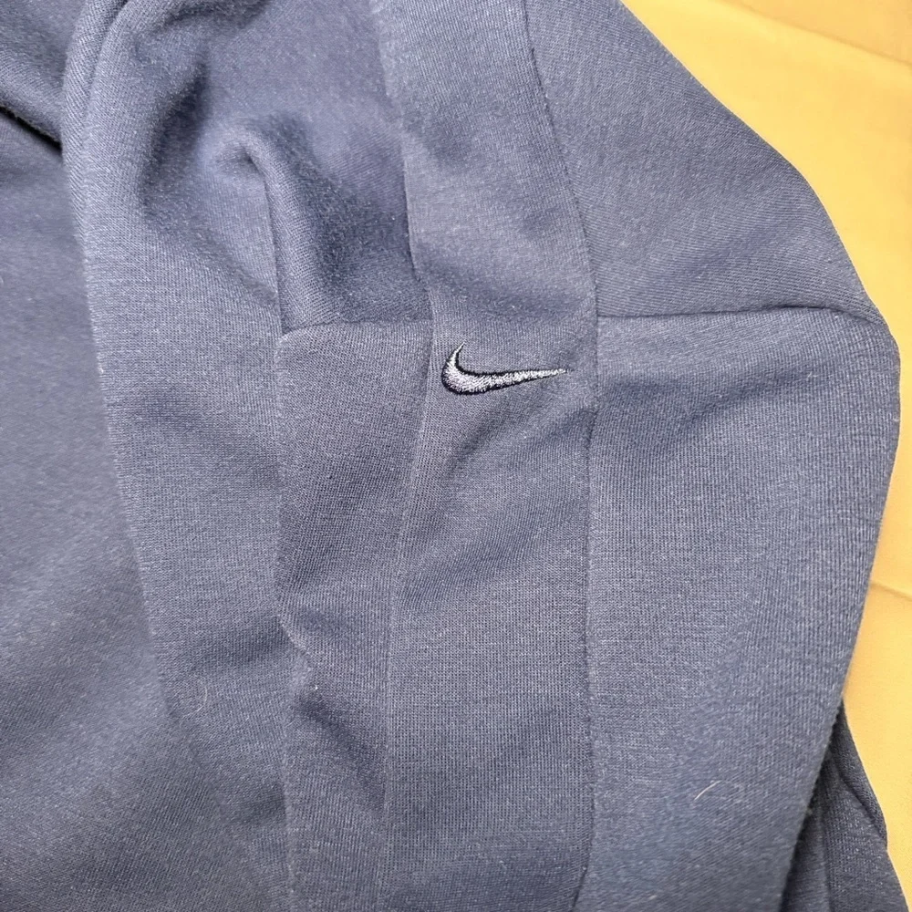 Nike Women's Dri-FIT Navy Sweatshirt Large